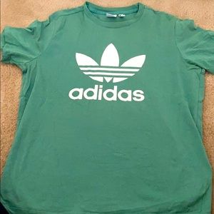 Adidas Tshirt